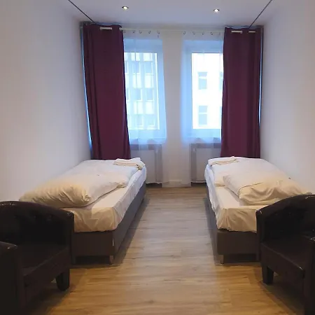 Graf-adolflux * デュッセルドルフ