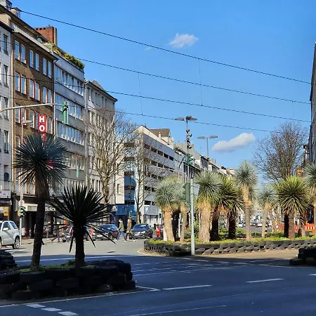 Graf-adolflux デュッセルドルフ