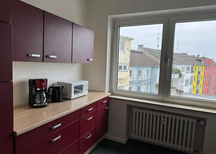 Graf-adolflux * دوسلدورف